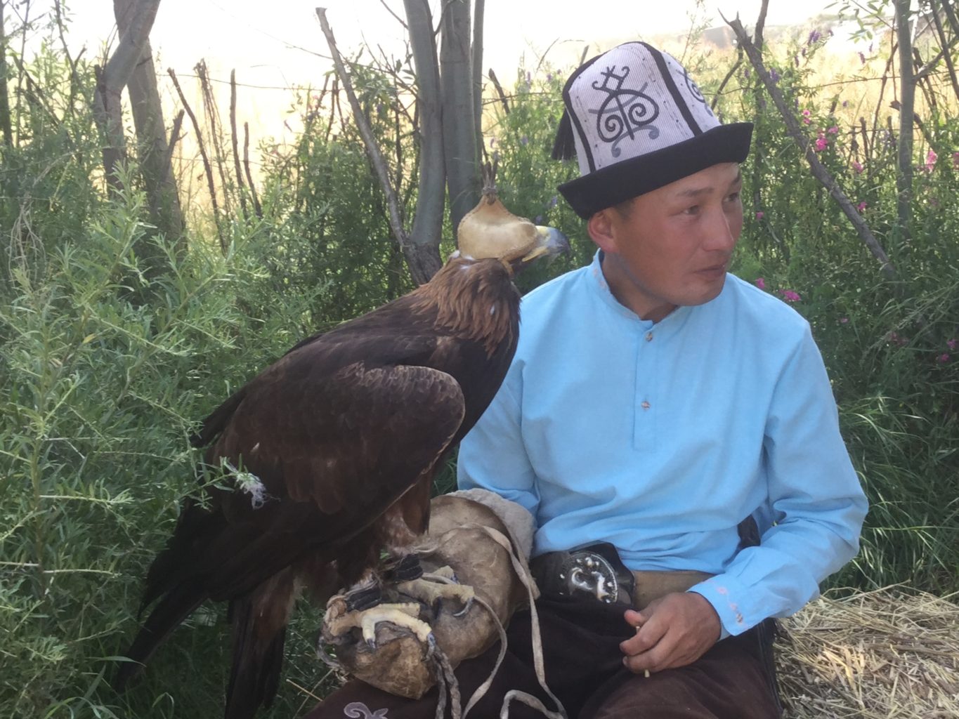 Eagle hunter, Kyrgyzstan, Cost of travel in Kyrgyzsatn