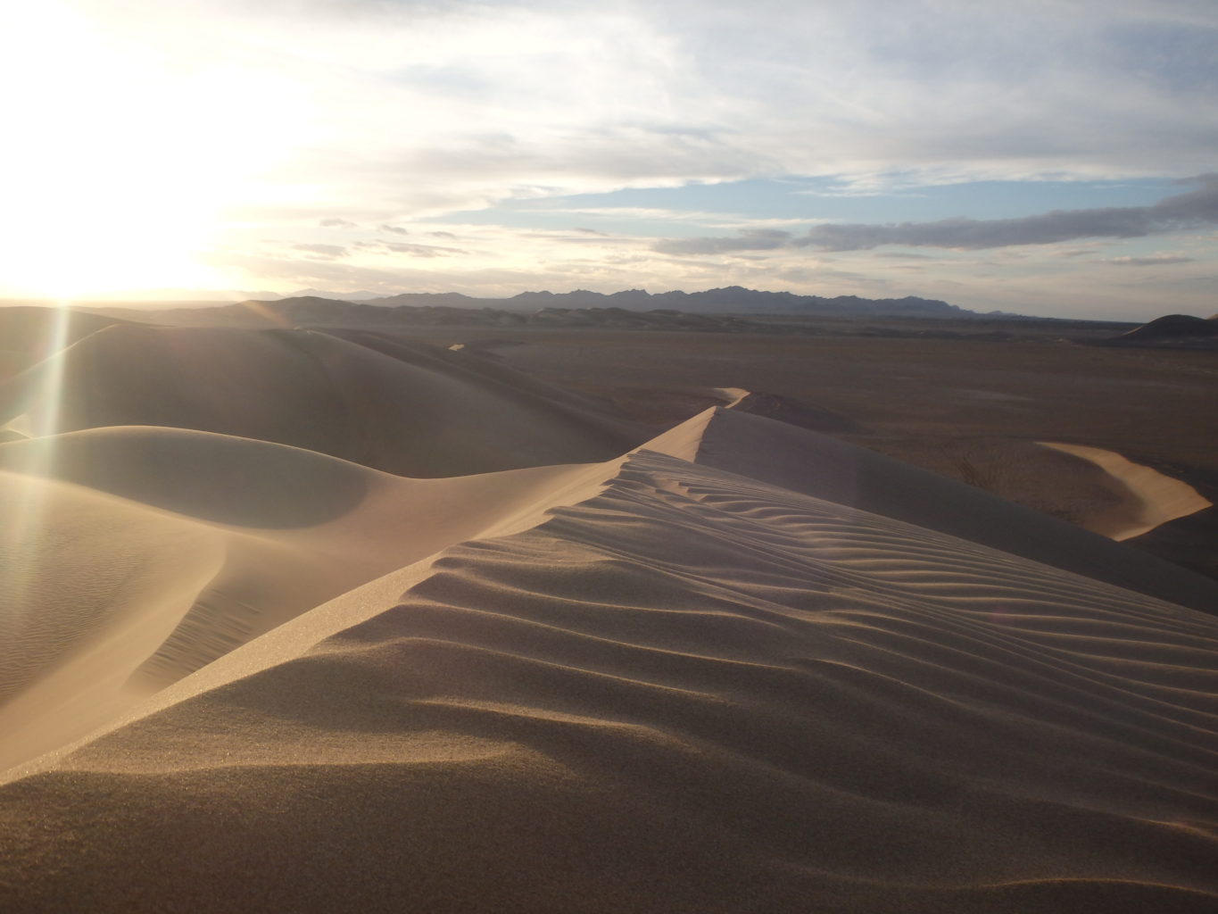 Varzeneh, desert, sunset, sand dunes, one month in Iran