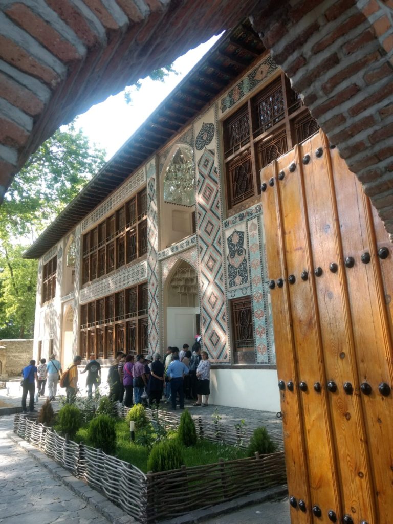 Sheki, Azerbaijan: a beautiful town and caravanserai - Frugal Travellers