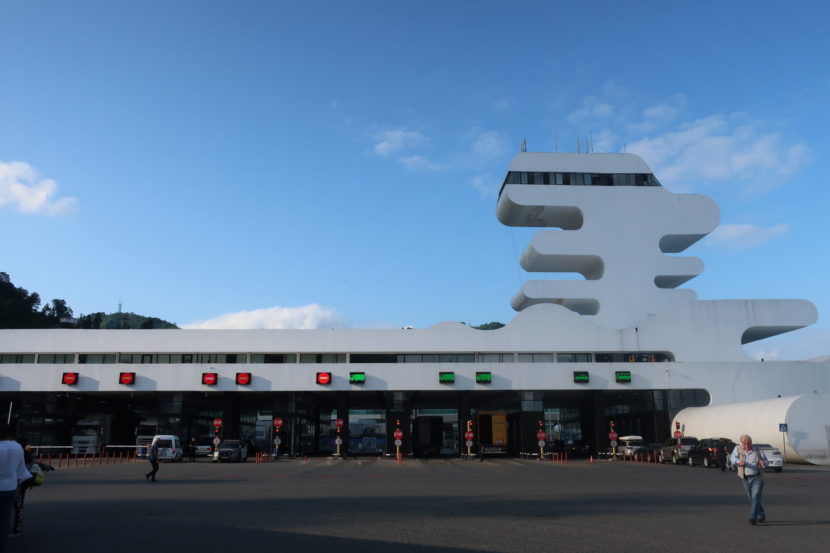 Sarpi border crossing, Batumi to Hopa, Georgia to Turkey