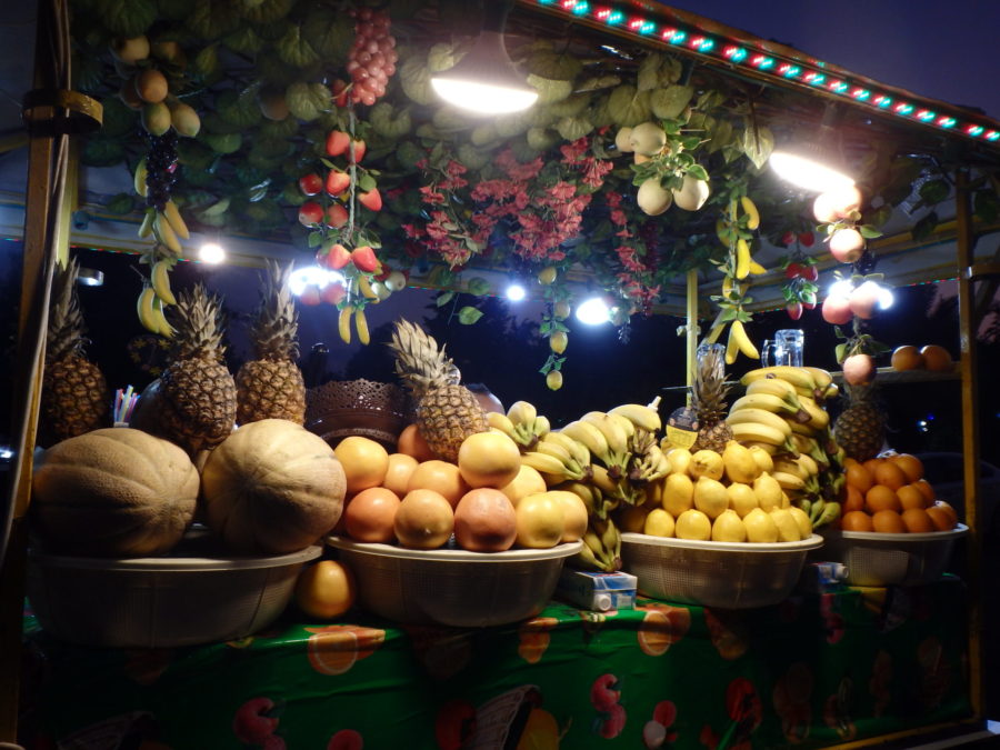 Fruit juice stall, Iskan Street